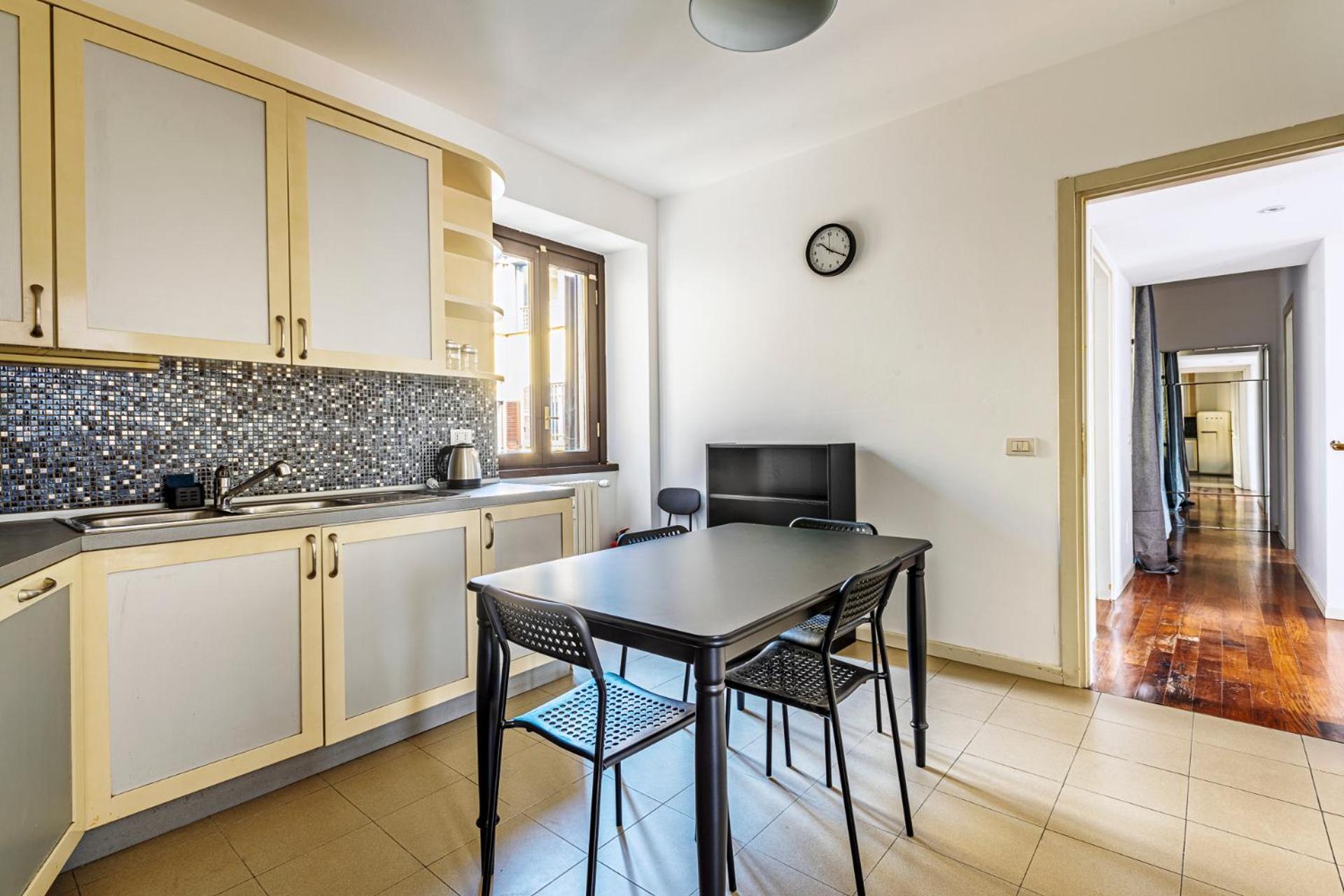 Elegant 2 Bedrooms Apartments Near Duomo 米兰 外观 照片