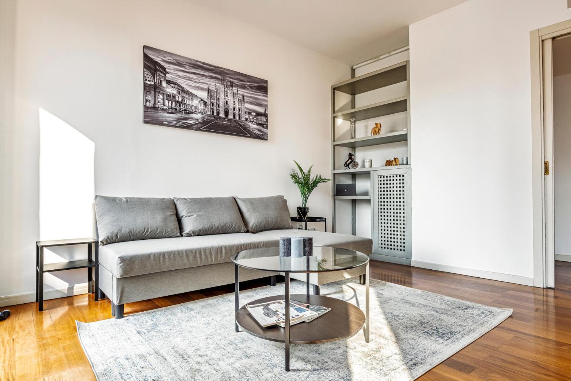 Elegant 2 Bedrooms Apartments Near Duomo 米兰 外观 照片