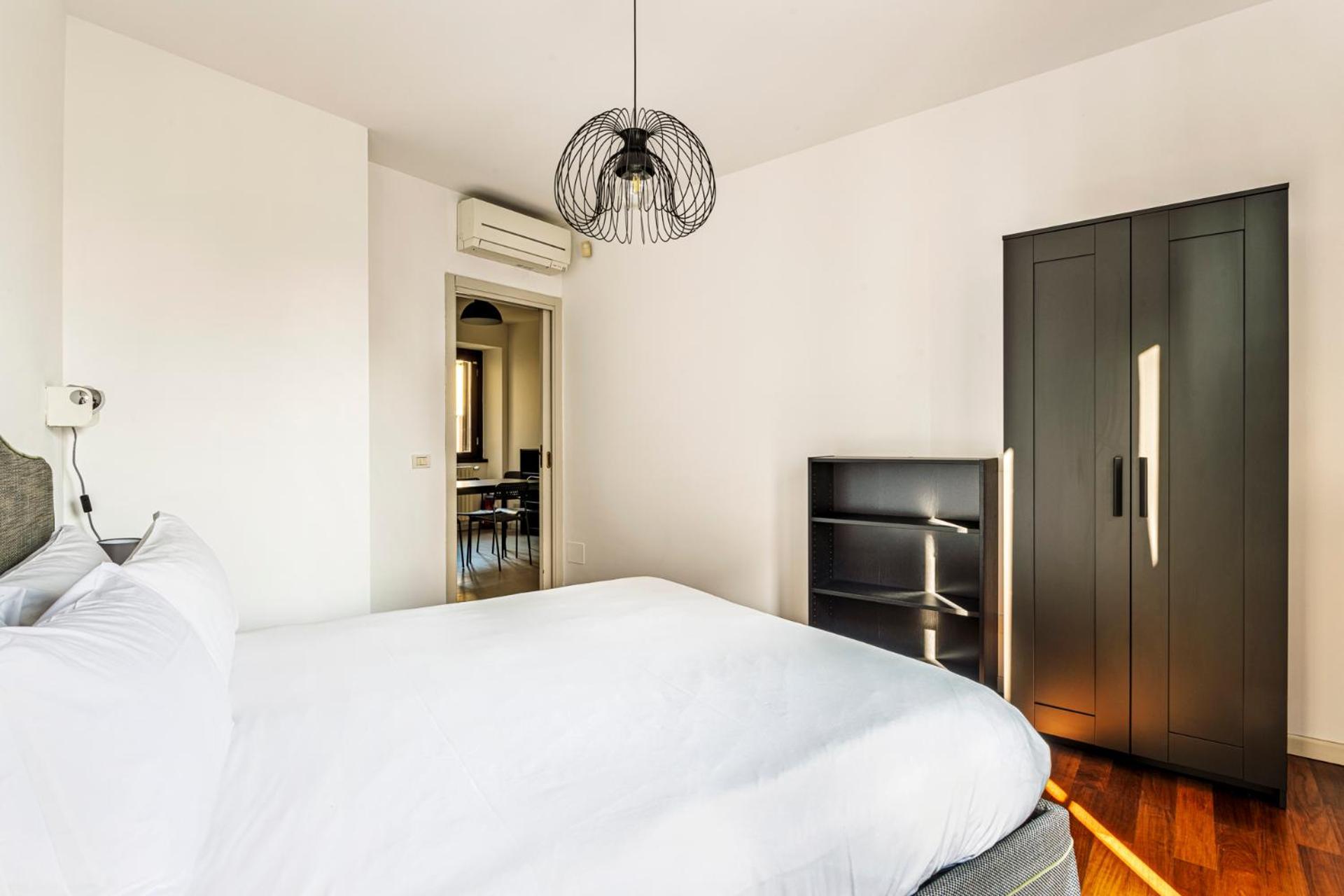 Elegant 2 Bedrooms Apartments Near Duomo 米兰 外观 照片
