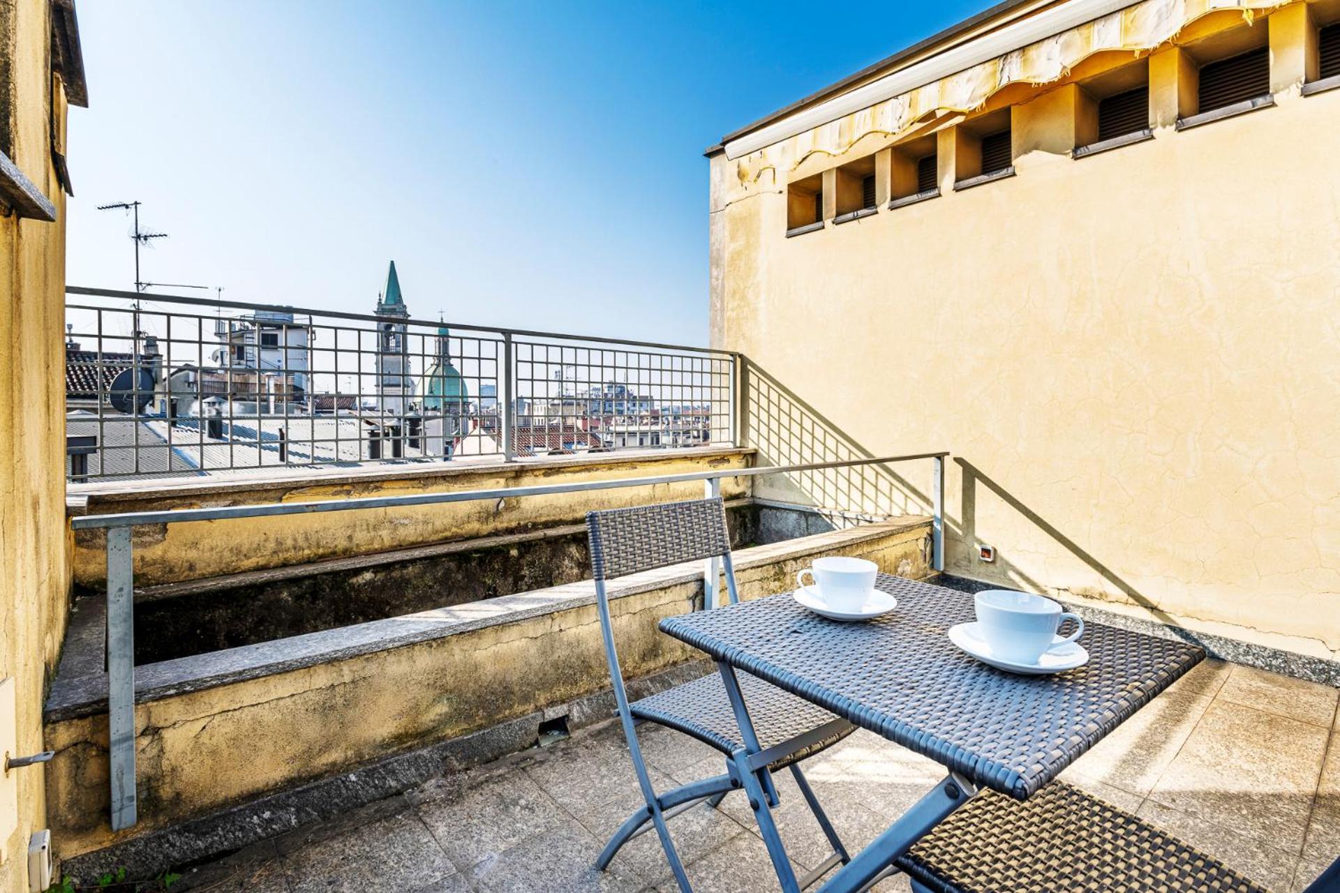 Elegant 2 Bedrooms Apartments Near Duomo 米兰 外观 照片