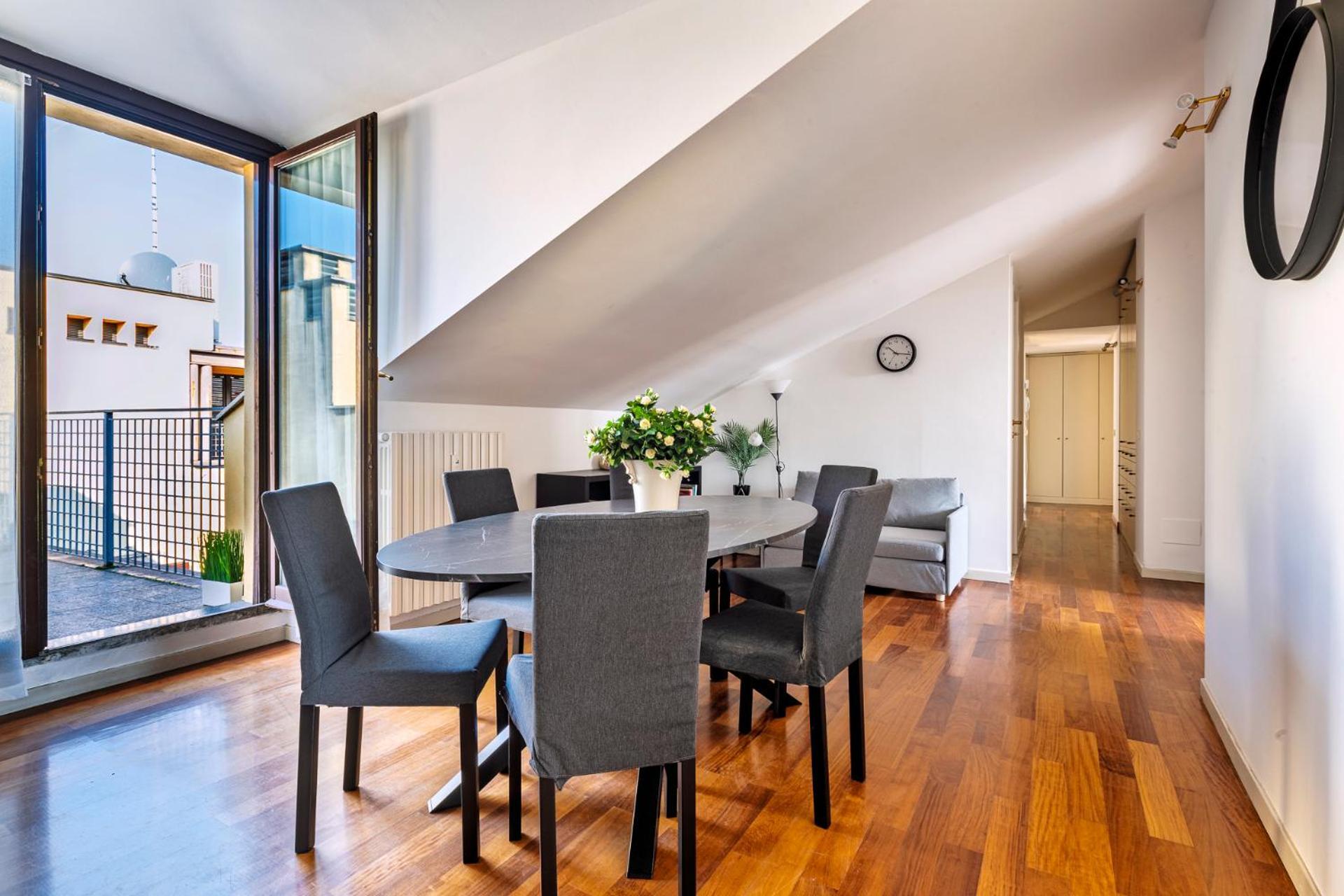 Elegant 2 Bedrooms Apartments Near Duomo 米兰 外观 照片