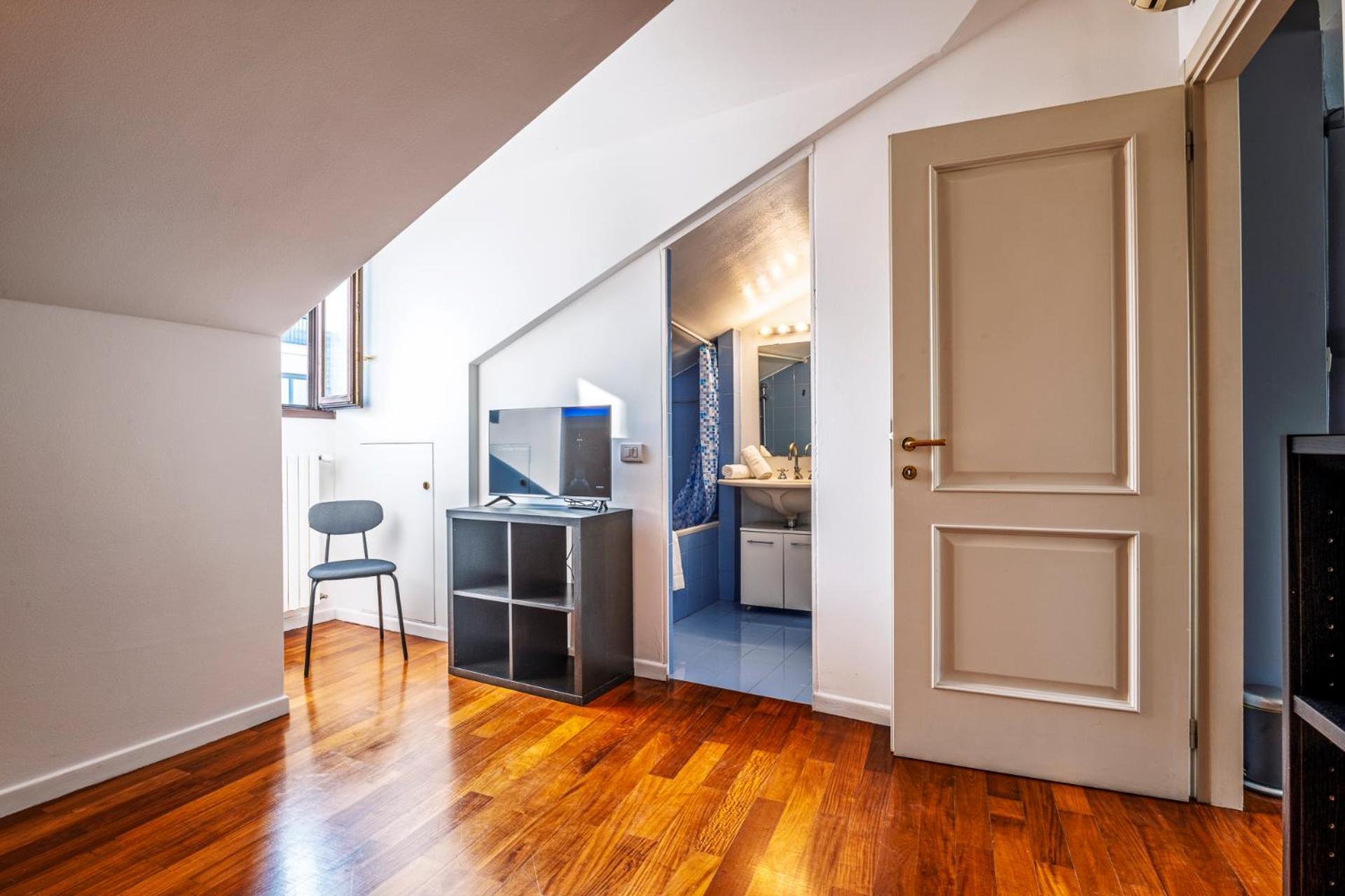 Elegant 2 Bedrooms Apartments Near Duomo 米兰 外观 照片