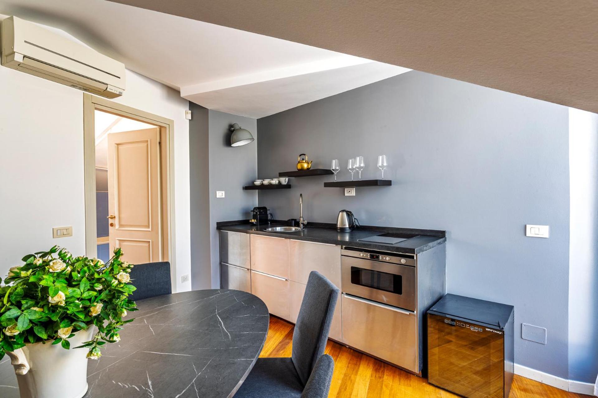 Elegant 2 Bedrooms Apartments Near Duomo 米兰 外观 照片