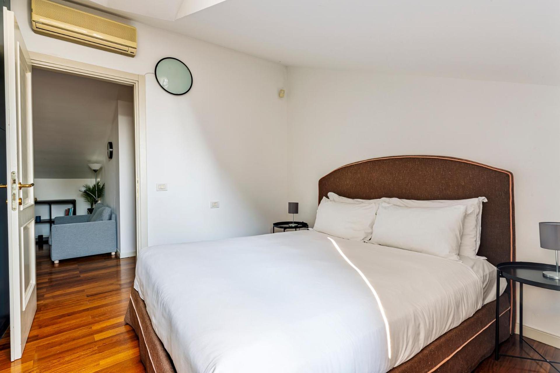 Elegant 2 Bedrooms Apartments Near Duomo 米兰 外观 照片
